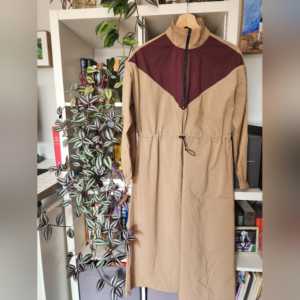 Mo:Vint long windbreaker